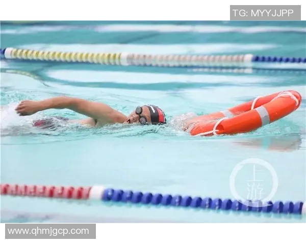 激烈角逐泳池边 水上竞技盛宴全程直播精彩呈现